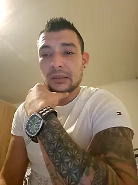 Zoltanioan26 online show from 17, 12, 2025