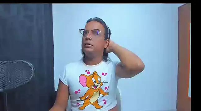 Snapshot of monsterdick_22cm chatting on 28, 1, 2025 monsterdick 22cm online show from 28, 1, 2025