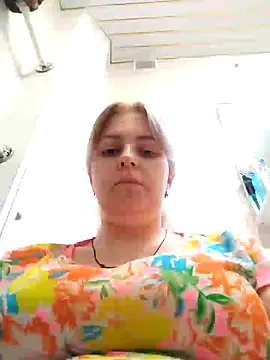 Lady nice cat online show from 13, 2, 2025