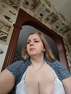 Lady nice cat online show from 14, 5, 2026