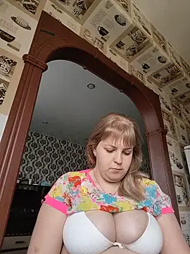 Lady nice cat online show from 16, 6, 2026