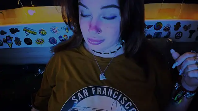 EllieOz online show from 14, 12, 2024