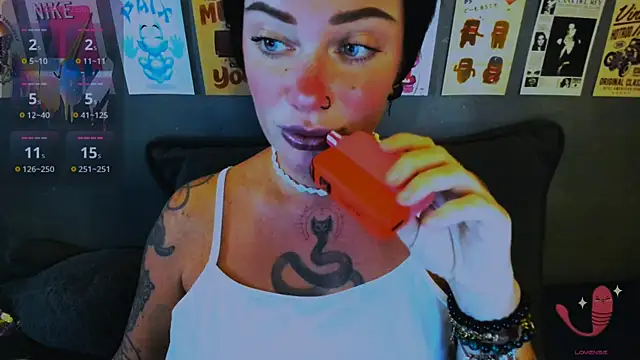EllieOz online show from 3, 5, 2026