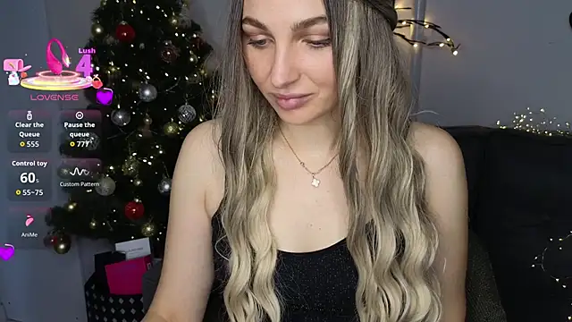 Snapshot of Yoda21 chatting on 21, 12, 2025 Yoda21 online show from 21, 12, 2025