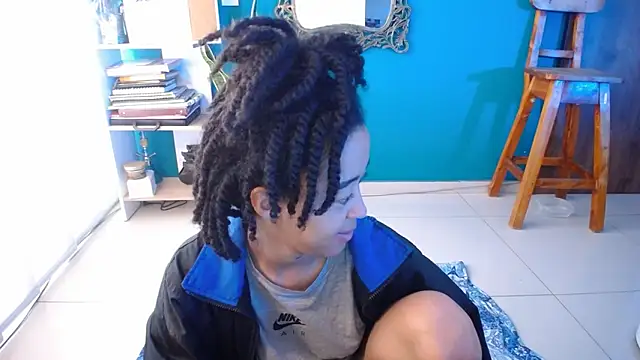 Snapshot of ela_0 chatting on 19, 11, 2025 ela 0 online show from 19, 11, 2025