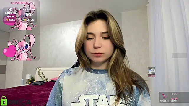 SweetMonicka online show from 1, 3, 2025