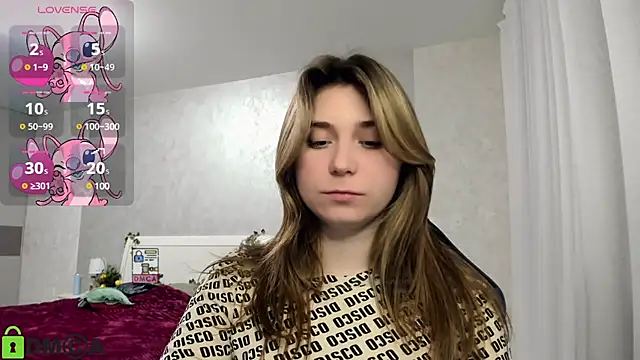 SweetMonicka online show from 2, 3, 2025