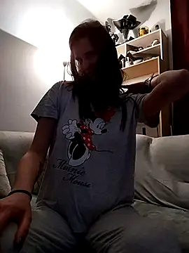 LauraBaby online show from 13, 11, 2025