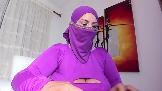 Amina hafsa online show from 26, 2, 2025