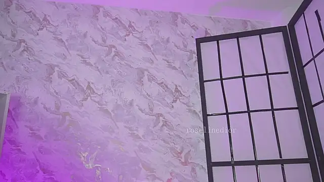 Snapshot of roselinedior chatting on 25, 3, 2026 roselinedior online show from 25, 3, 2026