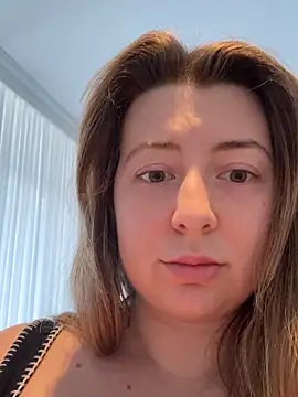 curvyflawless online show from 6, 2, 2026