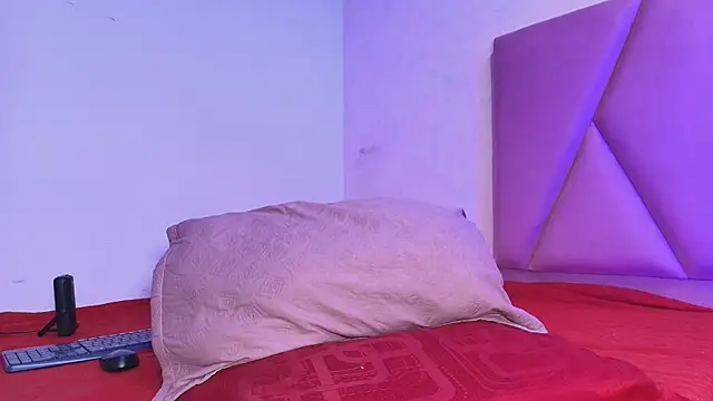 arl chloee online show from 22, 10, 2025