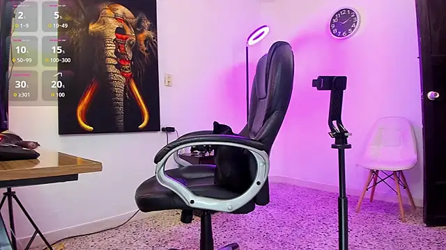 Nicolas Fellener online show from 6, 10, 2025