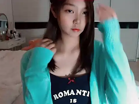 Snapshot of -Lucky_Girl chatting on 13, 12, 2024 -Lucky Girl online show from 13, 12, 2024
