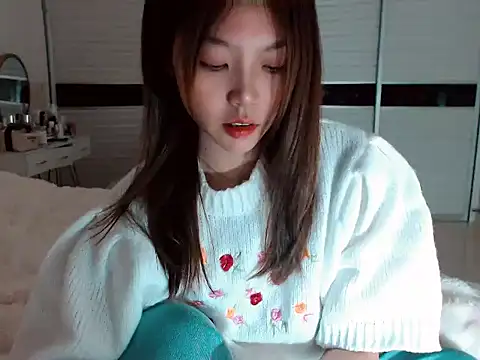 Snapshot of -Lucky_Girl chatting on 14, 12, 2024 -Lucky Girl online show from 14, 12, 2024