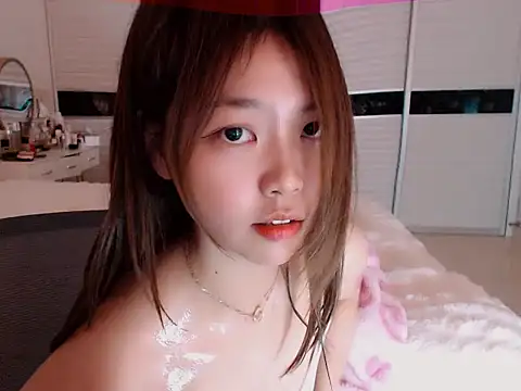 Snapshot of -Lucky_Girl chatting on 17, 12, 2024 -Lucky Girl online show from 17, 12, 2024