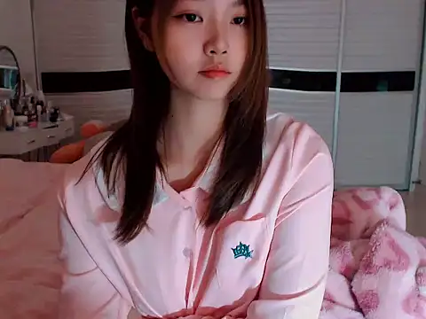 Snapshot of -Lucky_Girl chatting on 20, 12, 2024 -Lucky Girl online show from 20, 12, 2024