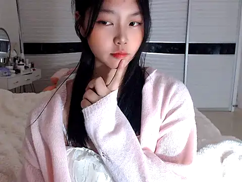Snapshot of -Lucky_Girl chatting on 27, 12, 2024 -Lucky Girl online show from 27, 12, 2024