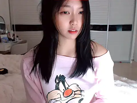 Snapshot of -Lucky_Girl chatting on 2, 1, 2025 -Lucky Girl online show from 2, 1, 2025