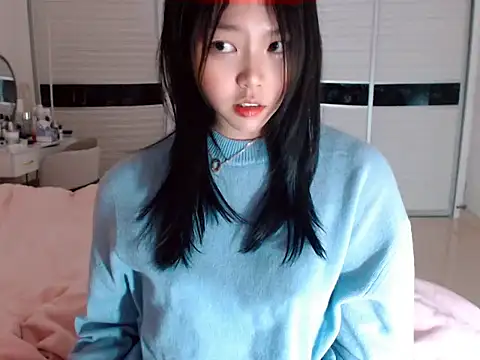 Snapshot of -Lucky_Girl chatting on 7, 1, 2025 -Lucky Girl online show from 7, 1, 2025