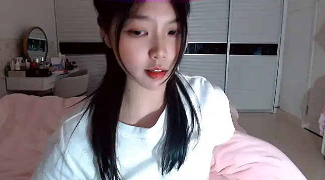 Snapshot of -Lucky_Girl chatting on 13, 1, 2025 -Lucky Girl online show from 13, 1, 2025