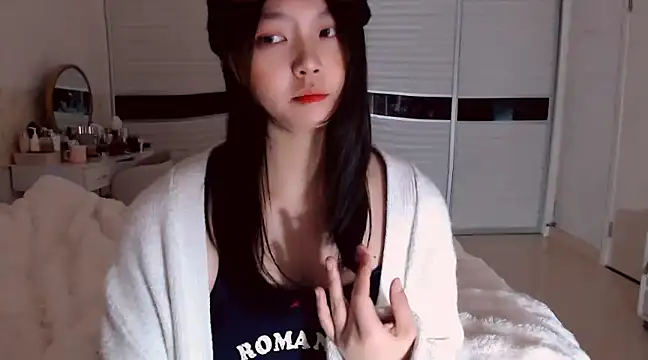 Snapshot of -Lucky_Girl chatting on 18, 1, 2025 -Lucky Girl online show from 18, 1, 2025