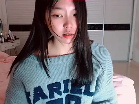 Snapshot of -Lucky_Girl chatting on 8, 2, 2025 -Lucky Girl online show from 8, 2, 2025