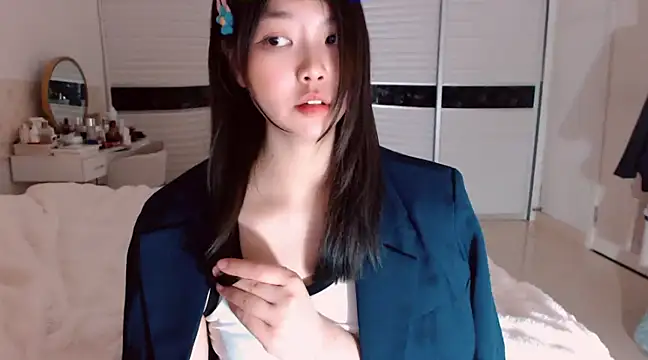 Snapshot of -Lucky_Girl chatting on 9, 2, 2025 -Lucky Girl online show from 9, 2, 2025