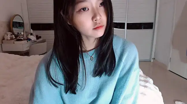Snapshot of -Lucky_Girl chatting on 15, 2, 2025 -Lucky Girl online show from 15, 2, 2025