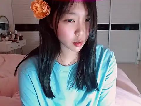 Snapshot of -Lucky_Girl chatting on 21, 2, 2025 -Lucky Girl online show from 21, 2, 2025