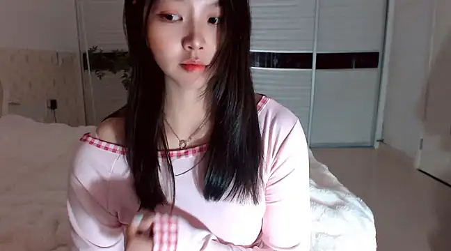 Snapshot of -Lucky_Girl chatting on 3, 3, 2025 -Lucky Girl online show from 3, 3, 2025