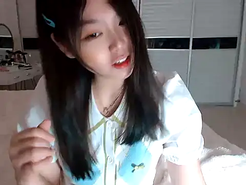 Snapshot of -Lucky_Girl chatting on 11, 3, 2025 -Lucky Girl online show from 11, 3, 2025