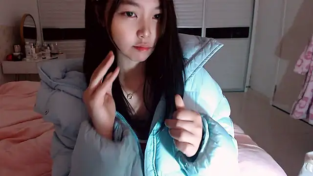 -Lucky Girl online show from 6, 1, 2026