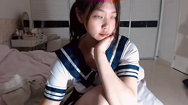 -Lucky Girl online show from 8, 3, 2026