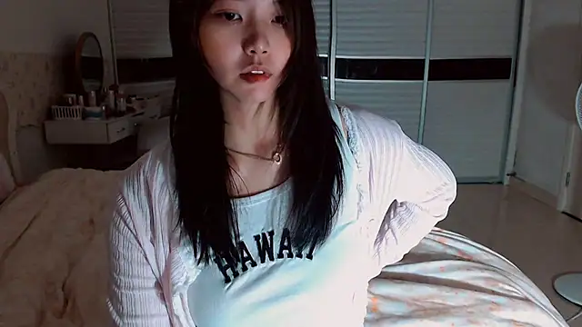 -Lucky Girl online show from 19, 5, 2026