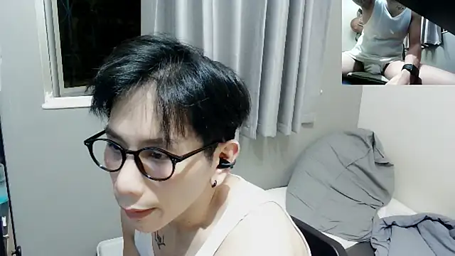 Snapshot of UndreamtM chatting on 13, 9, 2025 UndreamtM online show from 13, 9, 2025