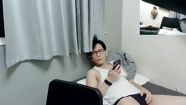 Snapshot of UndreamtM chatting on 14, 9, 2025 UndreamtM online show from 14, 9, 2025