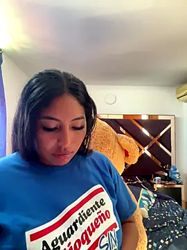 emmyjhonson07 online show from 31, 10, 2025