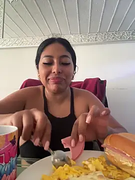 emmyjhonson07 online show from 21, 5, 2026