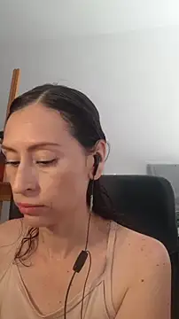 AliceRossi online show from 5, 11, 2025