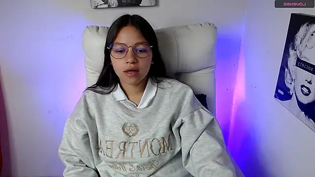Snapshot of SamanthaRoldaan chatting on 24, 1, 2025 SamanthaRoldaan online show from 24, 1, 2025