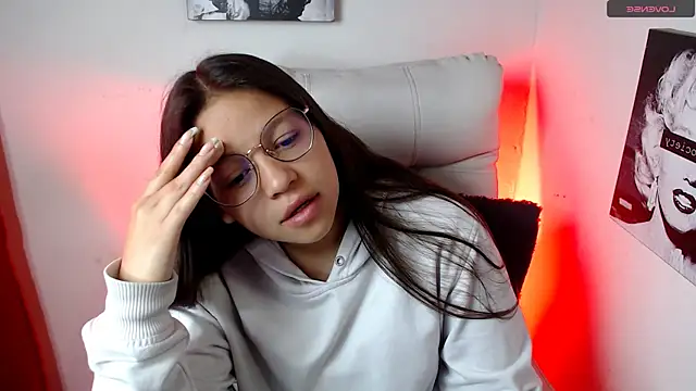 Snapshot of SamanthaRoldaan chatting on 28, 1, 2025 SamanthaRoldaan online show from 28, 1, 2025
