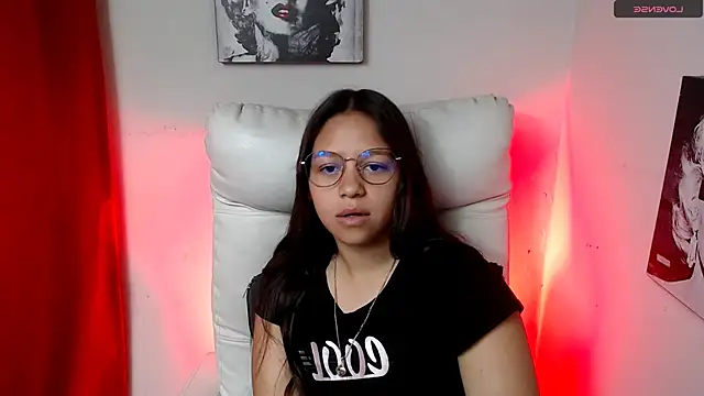 Snapshot of SamanthaRoldaan chatting on 30, 1, 2025 SamanthaRoldaan online show from 30, 1, 2025