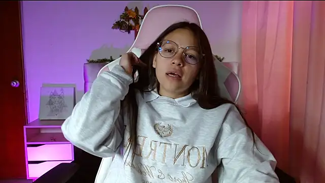 Snapshot of SamanthaRoldaan chatting on 13, 2, 2025 SamanthaRoldaan online show from 13, 2, 2025
