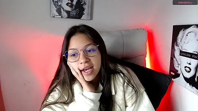Snapshot of SamanthaRoldaan chatting on 6, 3, 2025 SamanthaRoldaan online show from 6, 3, 2025