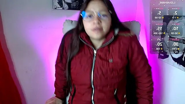 Snapshot of SamanthaRoldaan chatting on 12, 3, 2025 SamanthaRoldaan online show from 12, 3, 2025