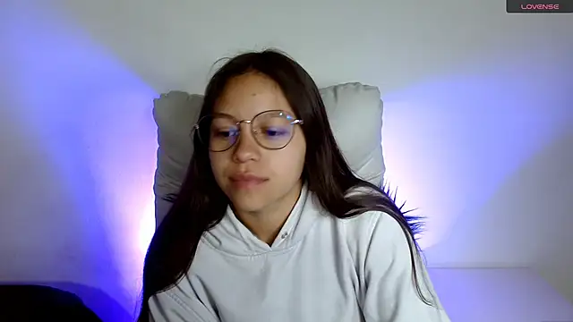 Snapshot of SamanthaRoldaan chatting on 20, 3, 2025 SamanthaRoldaan online show from 20, 3, 2025