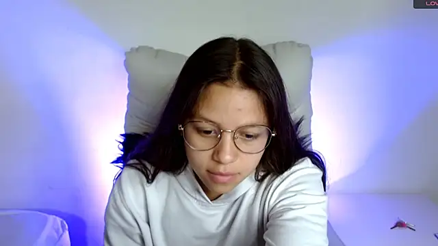 Snapshot of SamanthaRoldaan chatting on 20, 3, 2025 SamanthaRoldaan online show from 20, 3, 2025