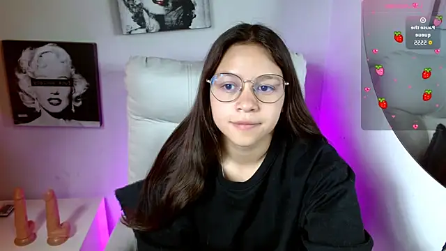 Snapshot of SamanthaRoldaan chatting on 23, 9, 2025 SamanthaRoldaan online show from 23, 9, 2025