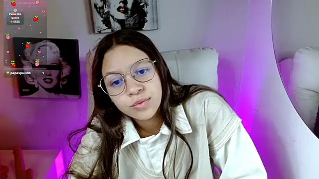Snapshot of SamanthaRoldaan chatting on 7, 10, 2025 SamanthaRoldaan online show from 7, 10, 2025